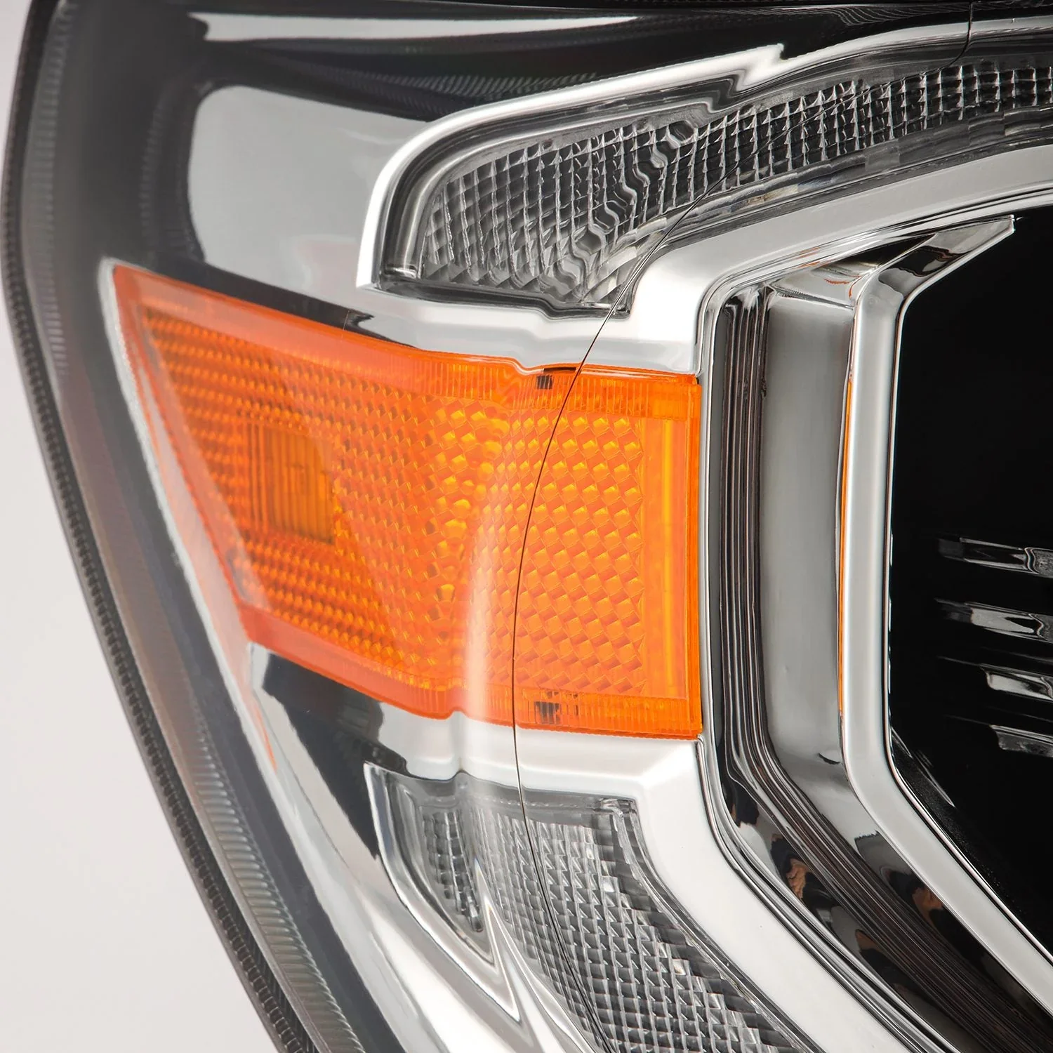 Alpharex MK II PRO Series Chrome Halogen Projector Headlights (2007-2013) - Image 12
