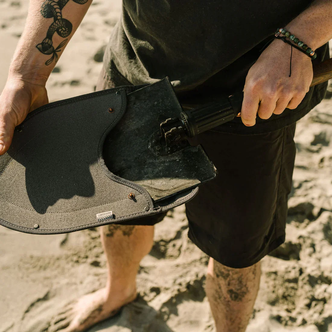 Barebones Folding Shovel - Image 8