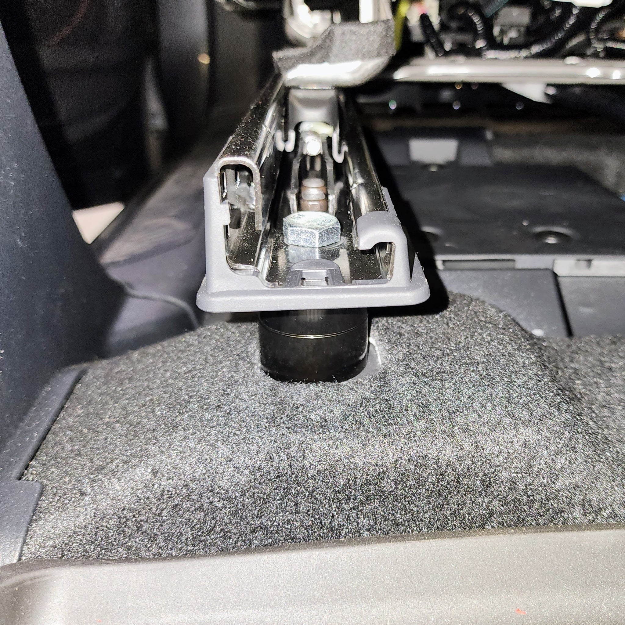 Desert Does It Rear Seat Jackers Tundra (2022-Current) - Image 3