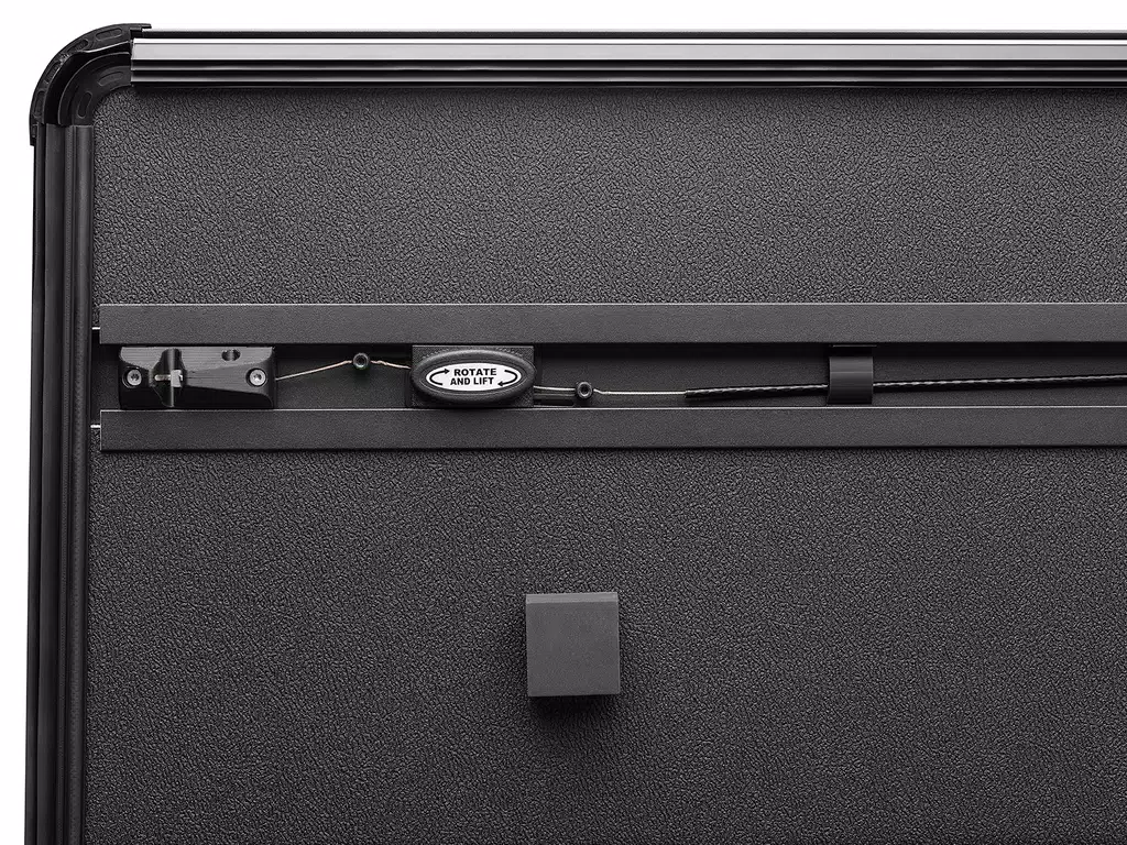 Extang Solid Fold ALX Tonneau Cover For Tundra (2014-Current) - Image 6