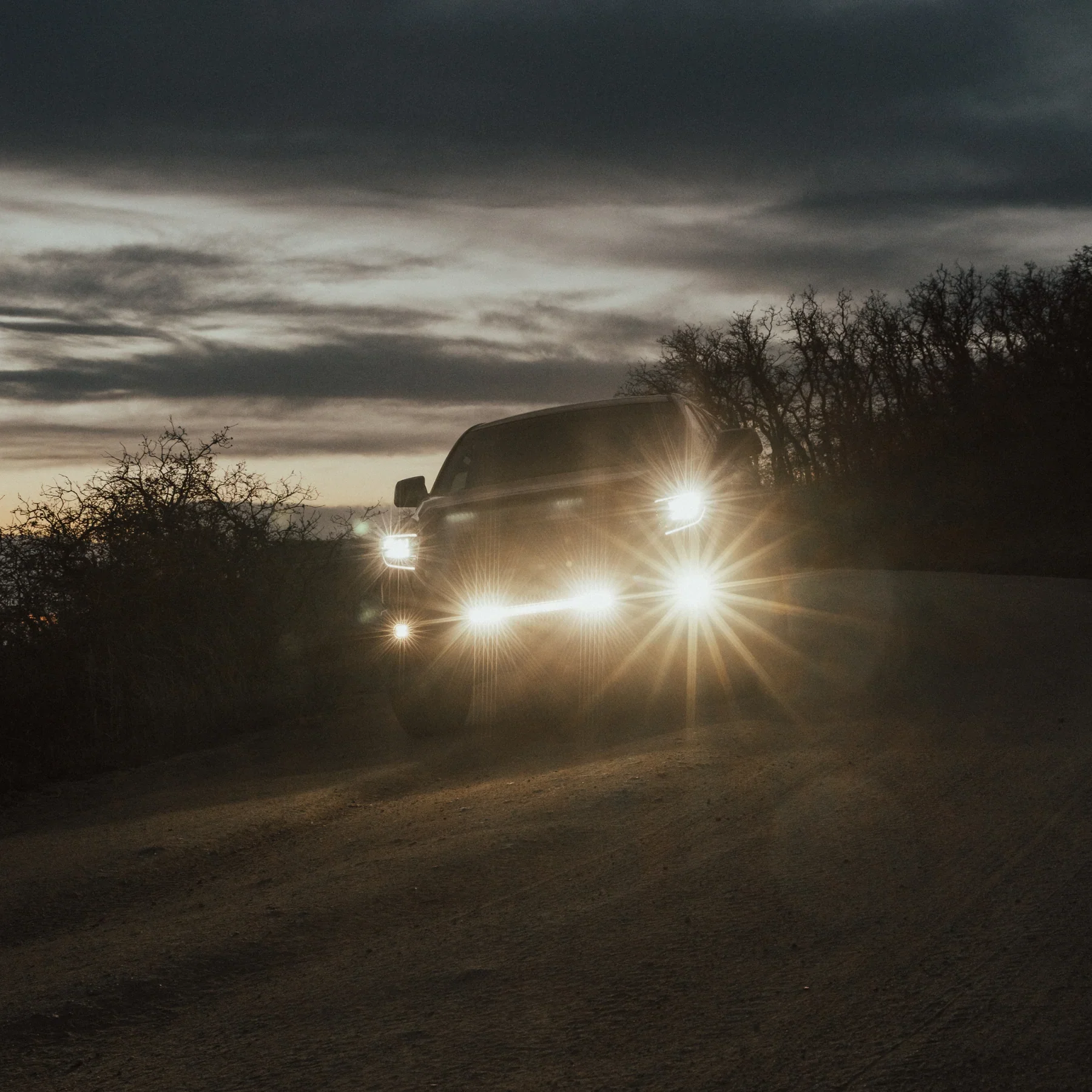 Heretic Studios 30" Behind The Grille Light Bar For Tundra (2007-2021) - Image 6