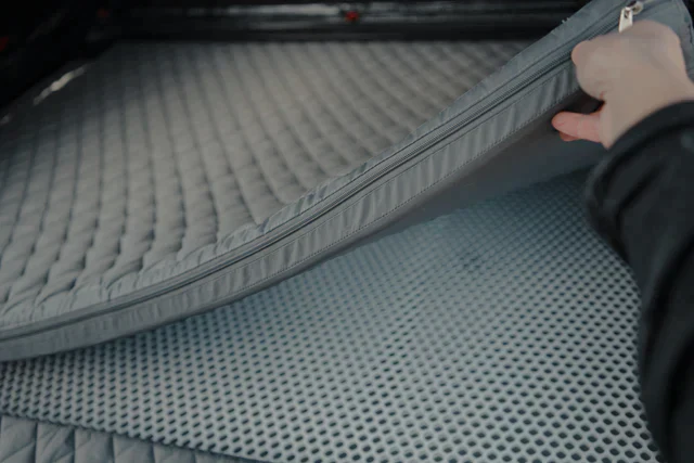 Intrepid Geo 2.5 Rooftop Tent - Image 17