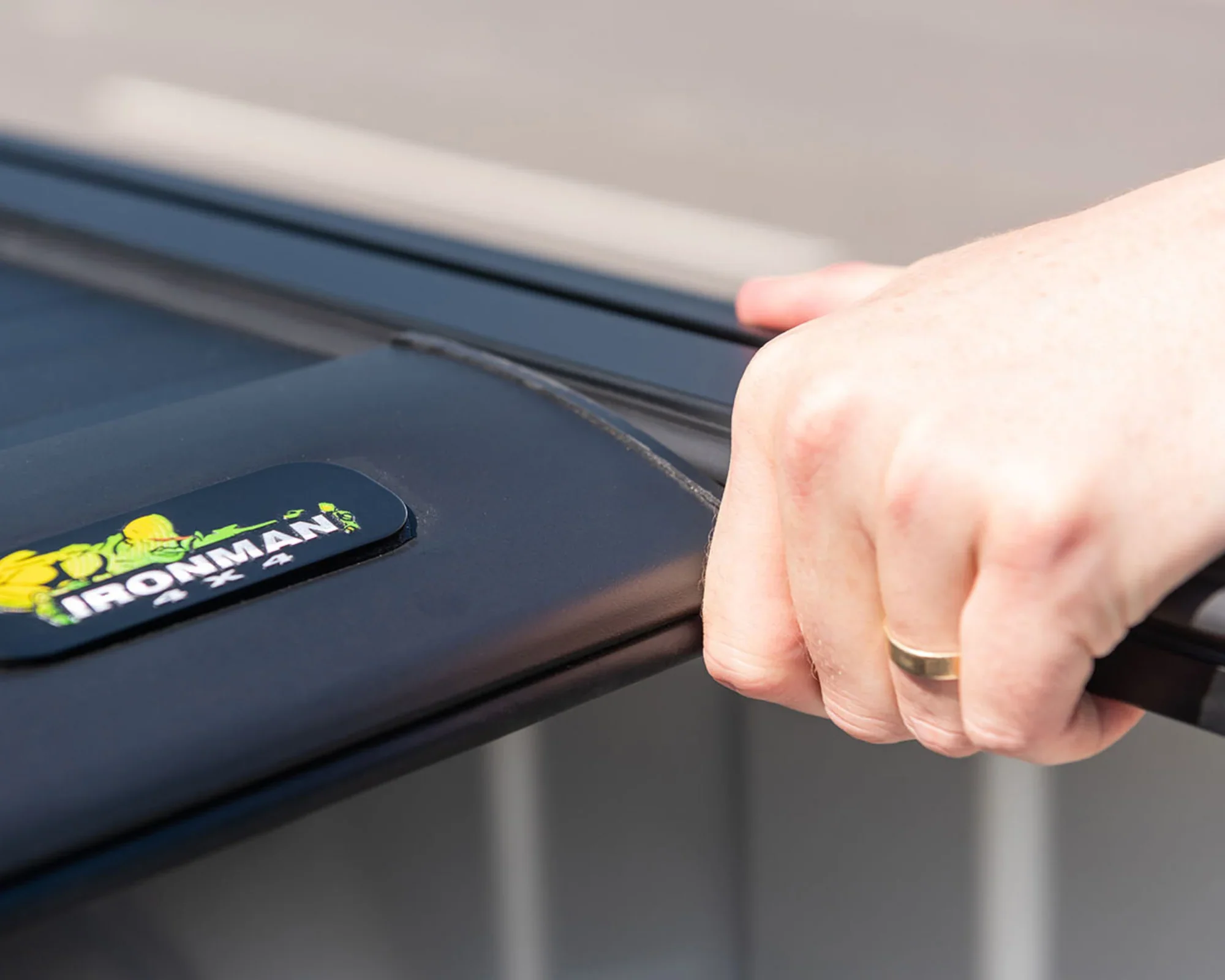Ironman 4x4 Electric Slide-Away Tonneau Cover For Tundra (2014-2021) - Image 8