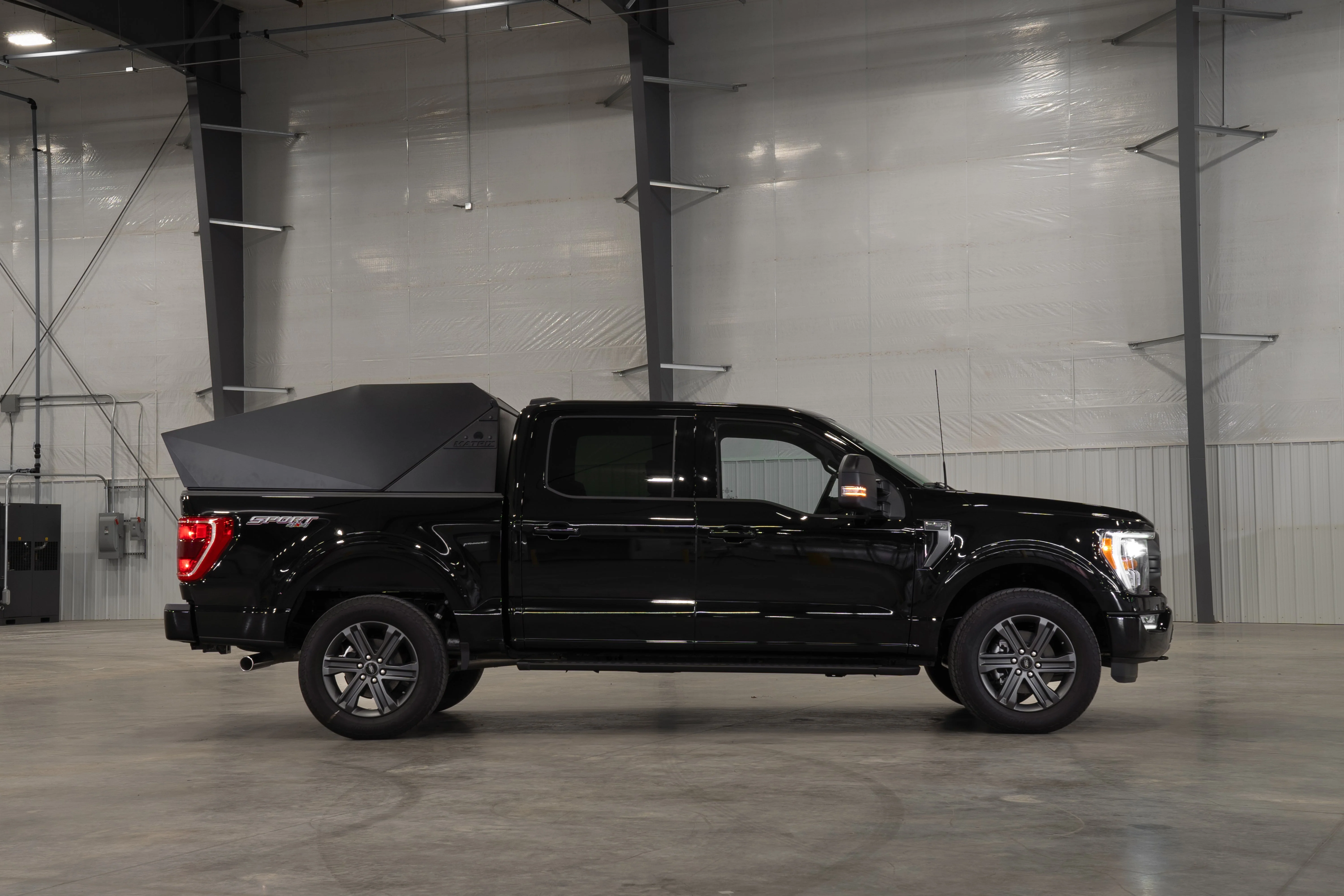 Black River Matrix ST Truck Topper For Tundra (2007-Current) - Image 19