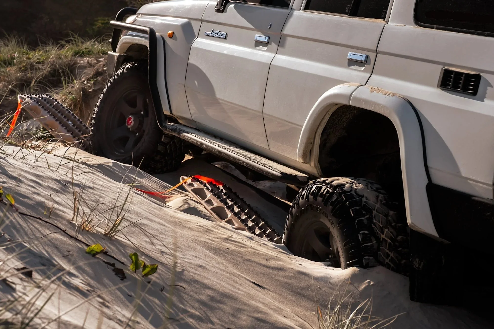MAXTRAX XTREME Desert Tan Recovery Boards - Image 3