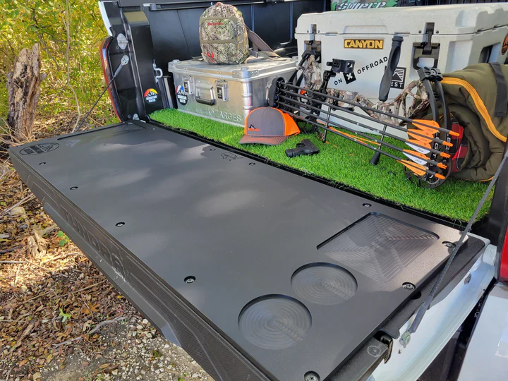Mountain Hatch Tailgate Cutting Board For Tundra (2022-Current) - Image 2