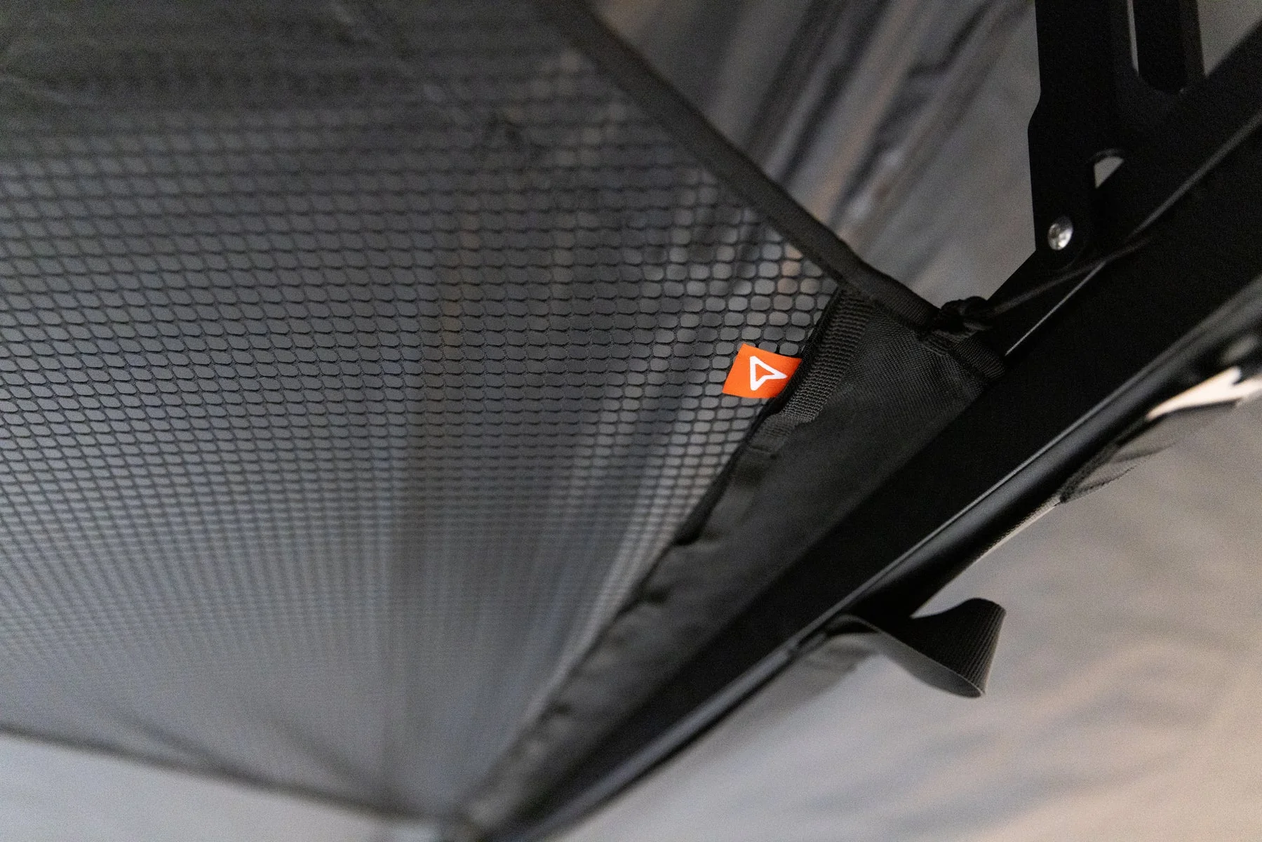 Roam Arc 270 Overhead Mesh Storage - Image 3