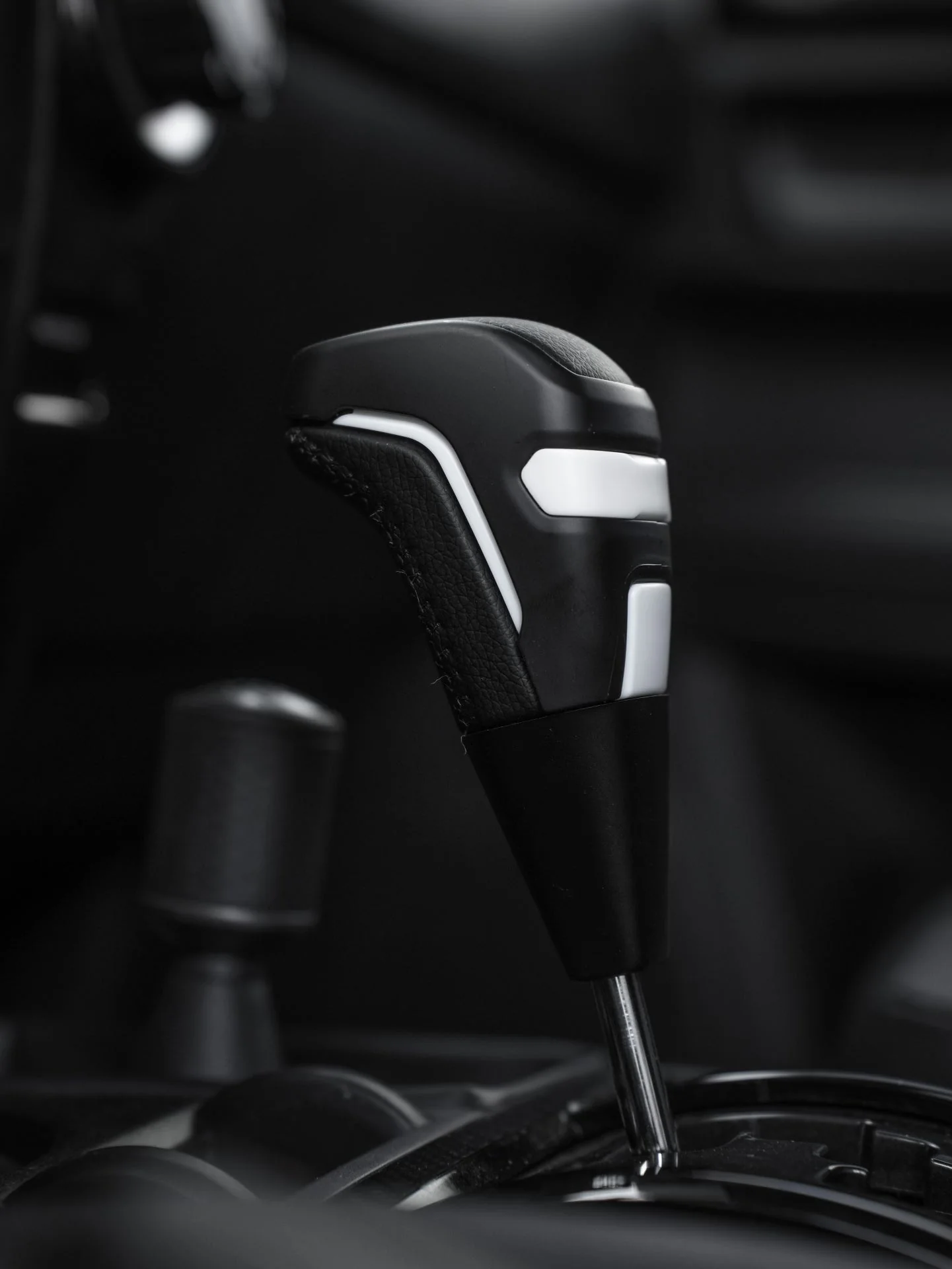 Rogue Shift Knob For Tundra (2007-2021) - Image 9