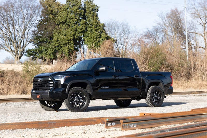 Rough Country 1.75 Inch Leveling Kit For Tundra (2022-Current) - Image 2