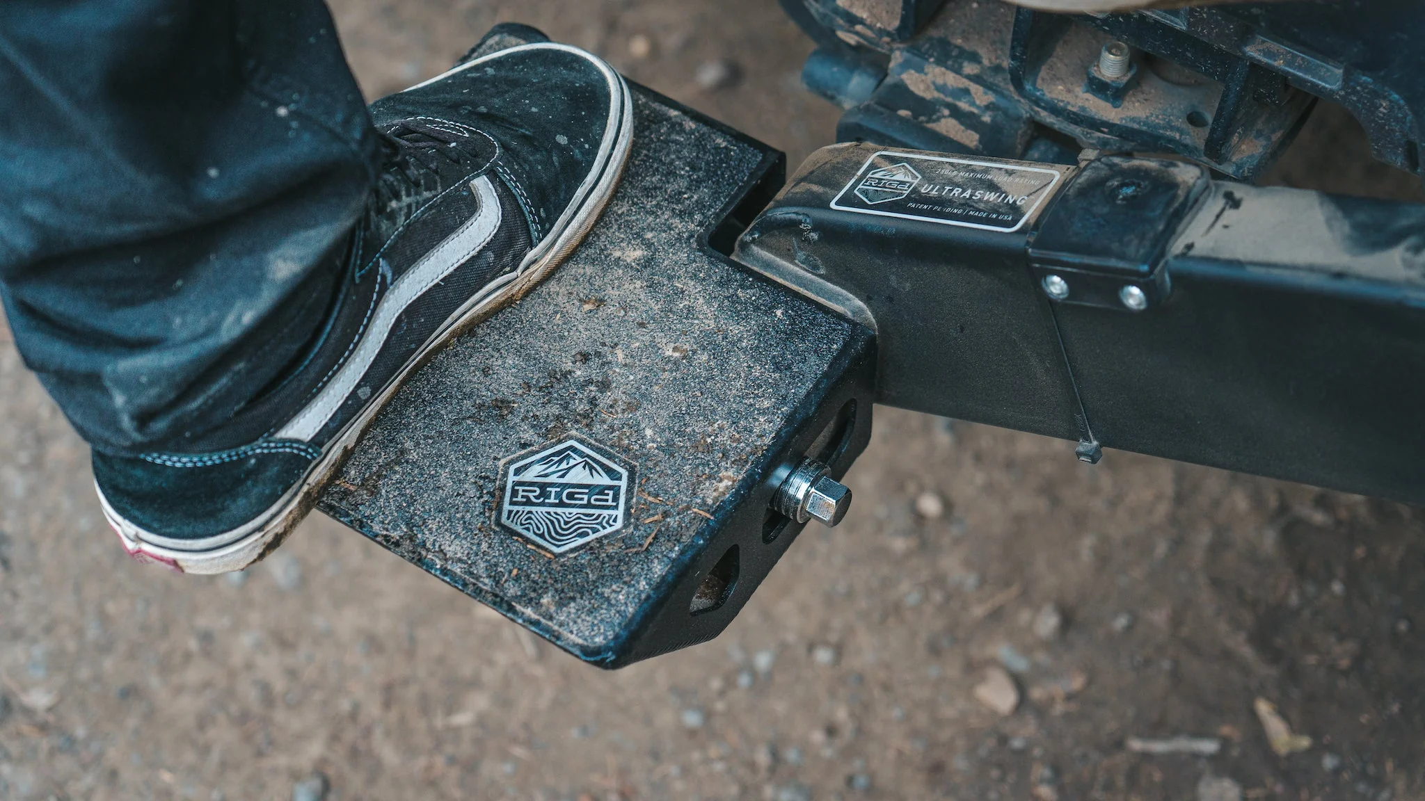 RIG'd SKEP™ Skid Plate Hitch Step - Image 7