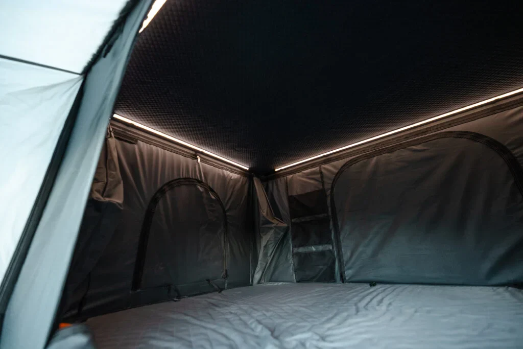 Smittybilt Aluminum Pop-Up RTT