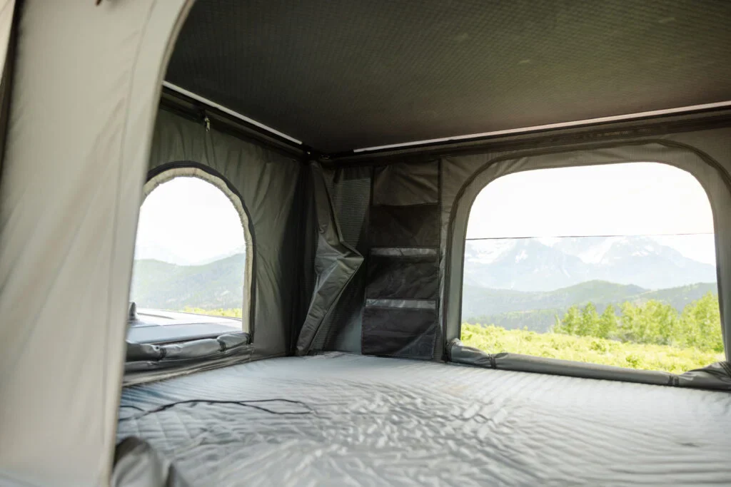 Smittybilt Aluminum Pop-Up RTT - Image 7