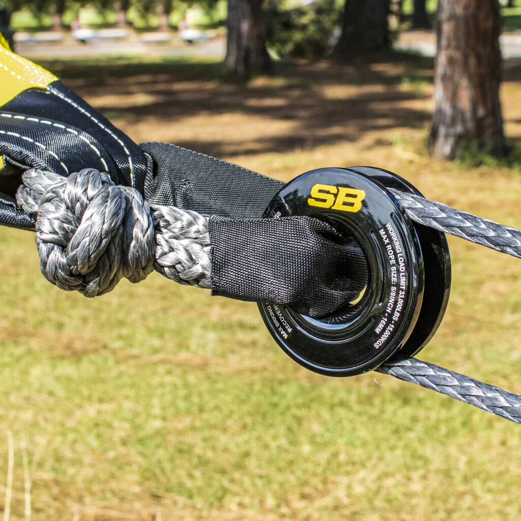 Smittybilt Soft Shackle W/ Recovery Ring - 33K Rating - Image 5