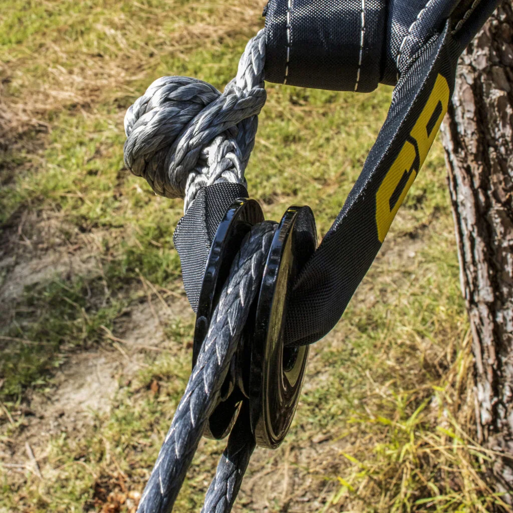 Smittybilt Soft Shackle W/ Recovery Ring - 33K Rating - Image 6
