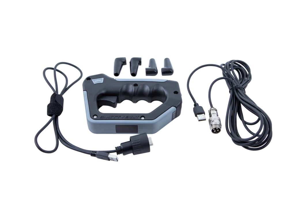 Smittybilt X20 5K LBS ATV/UTV Winch W/ Synthetic Rope And Wireless Remote - Image 2