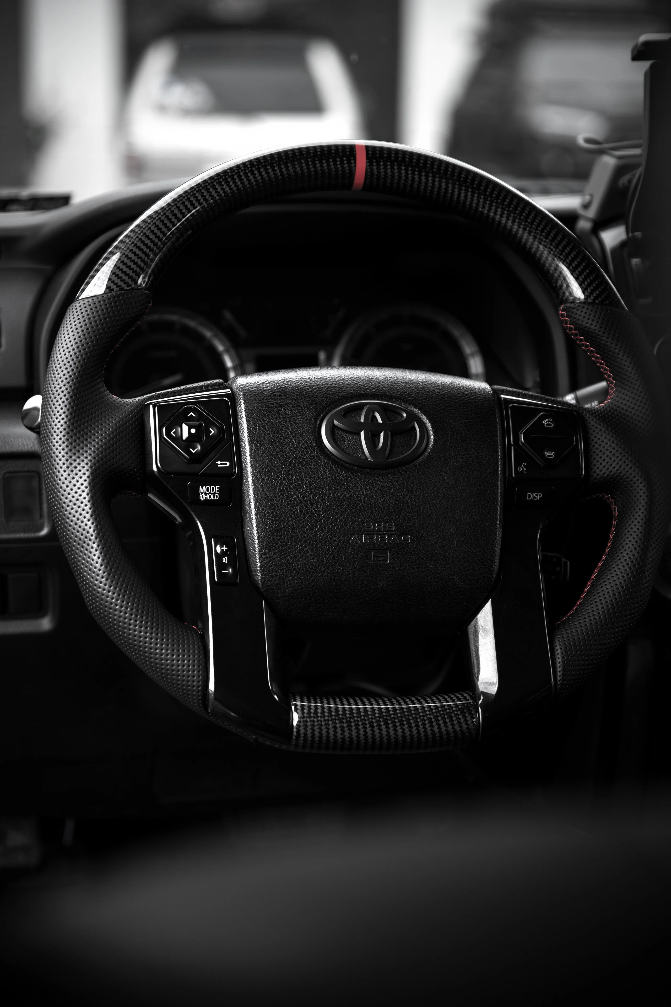 Carbon Fiber Steering Wheel For Tundra (2007-2021) - Image 5