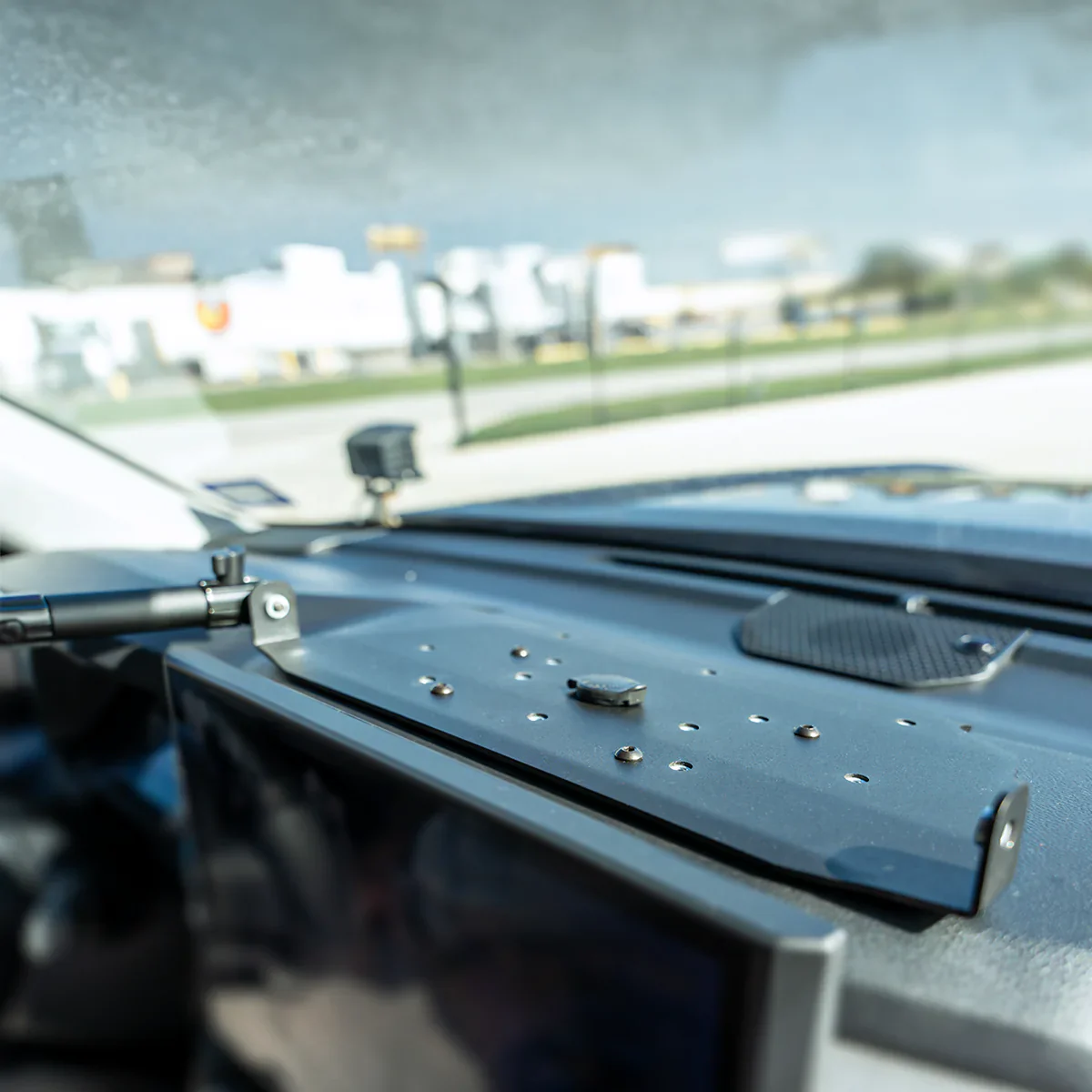 Tundra Lifestyle Dash Mount For Tundra (2022-Current) - Image 9