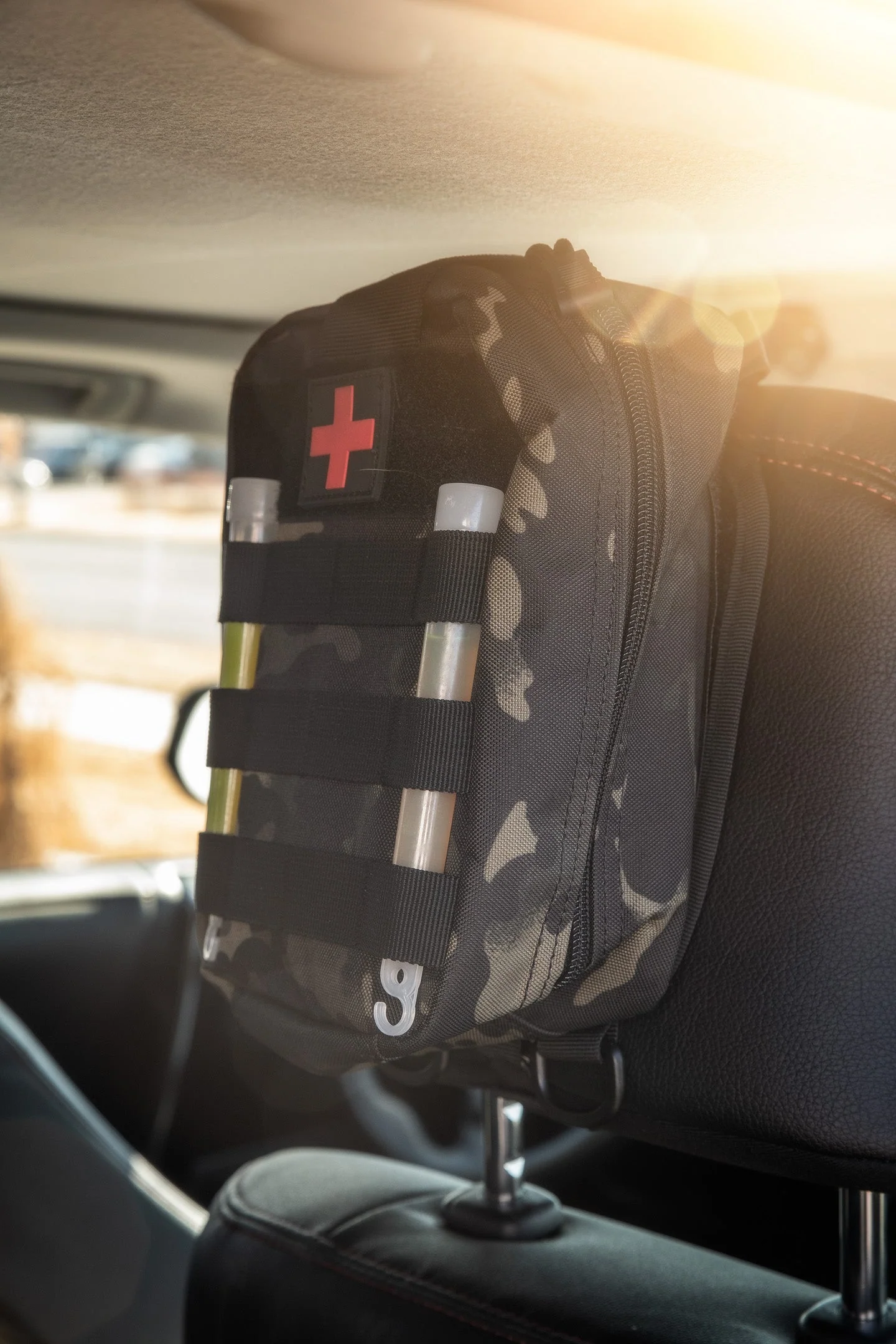 Tundra Lifestyle Headrest Bag - Image 31