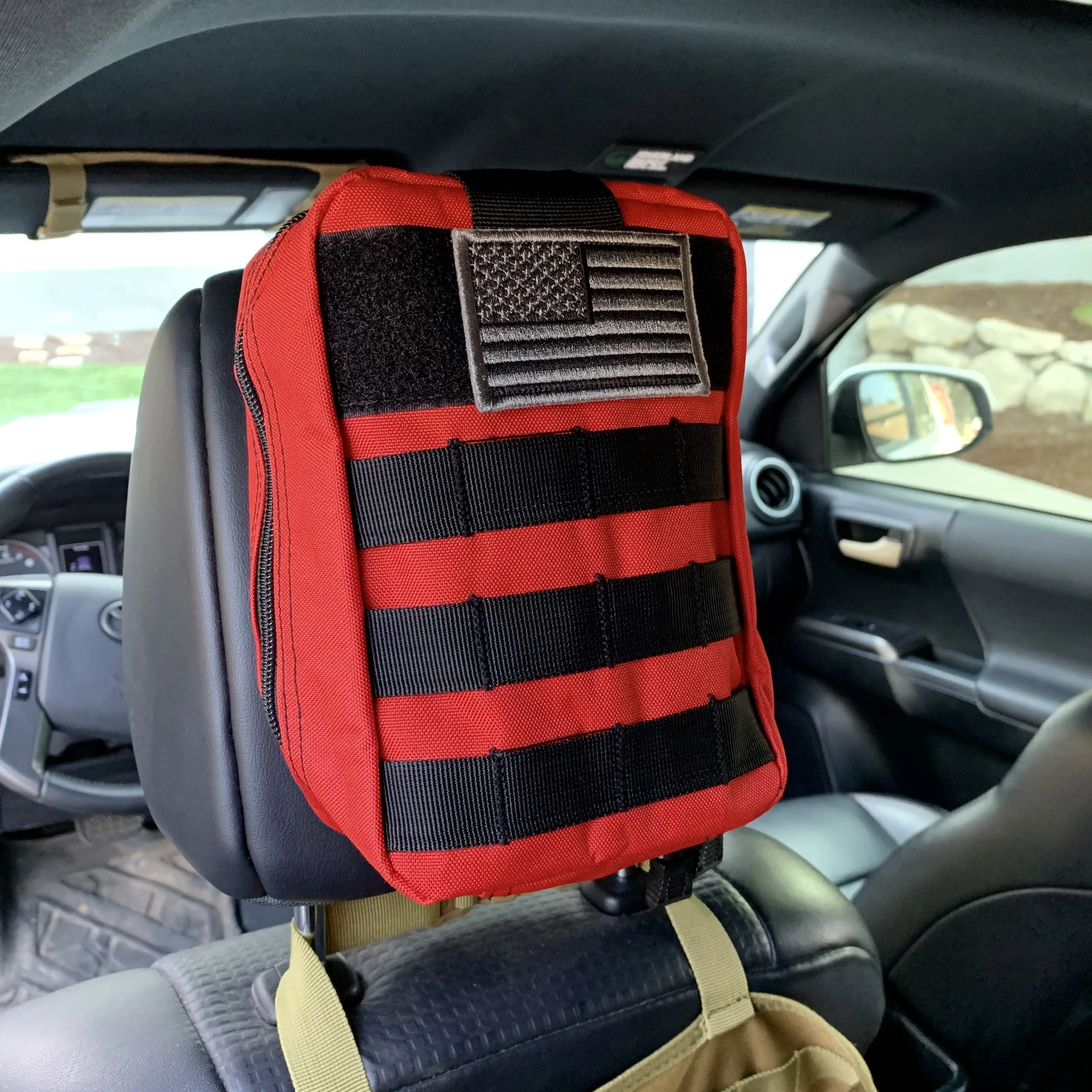 Tundra Lifestyle Headrest Bag - Image 7