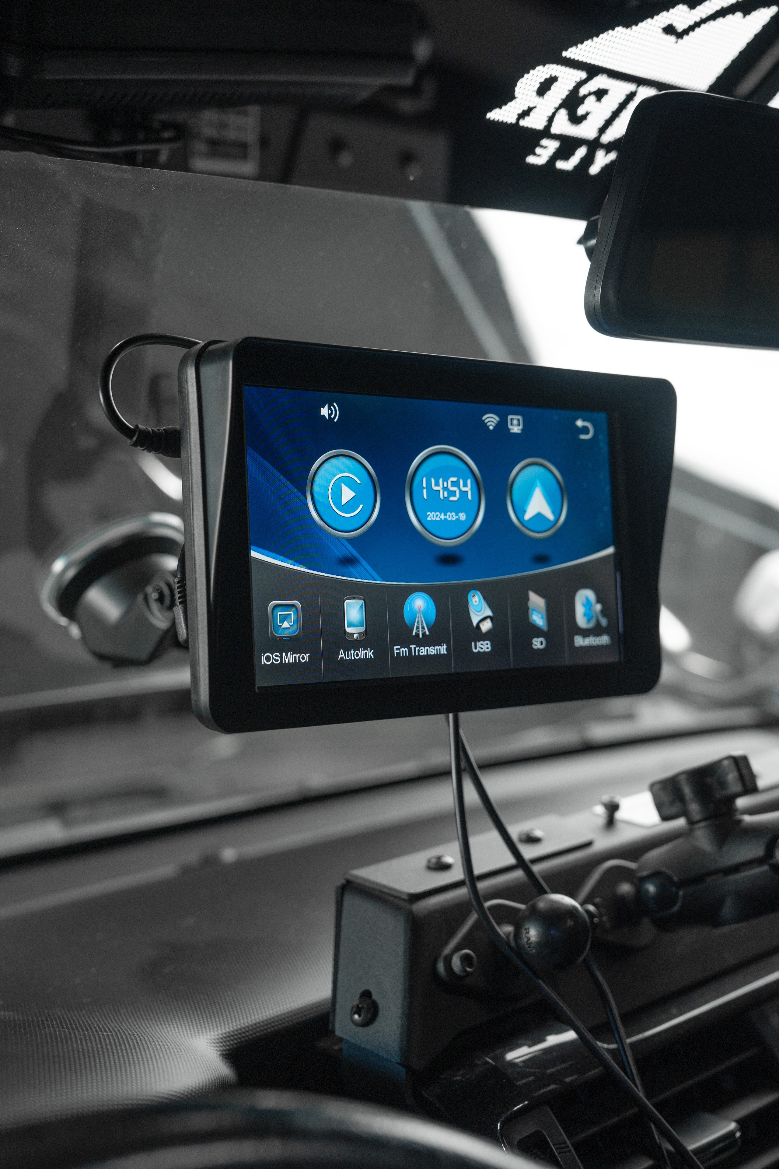 Tundra Lifestyle Smart Screen For Tundra (2000-Current) - Image 13