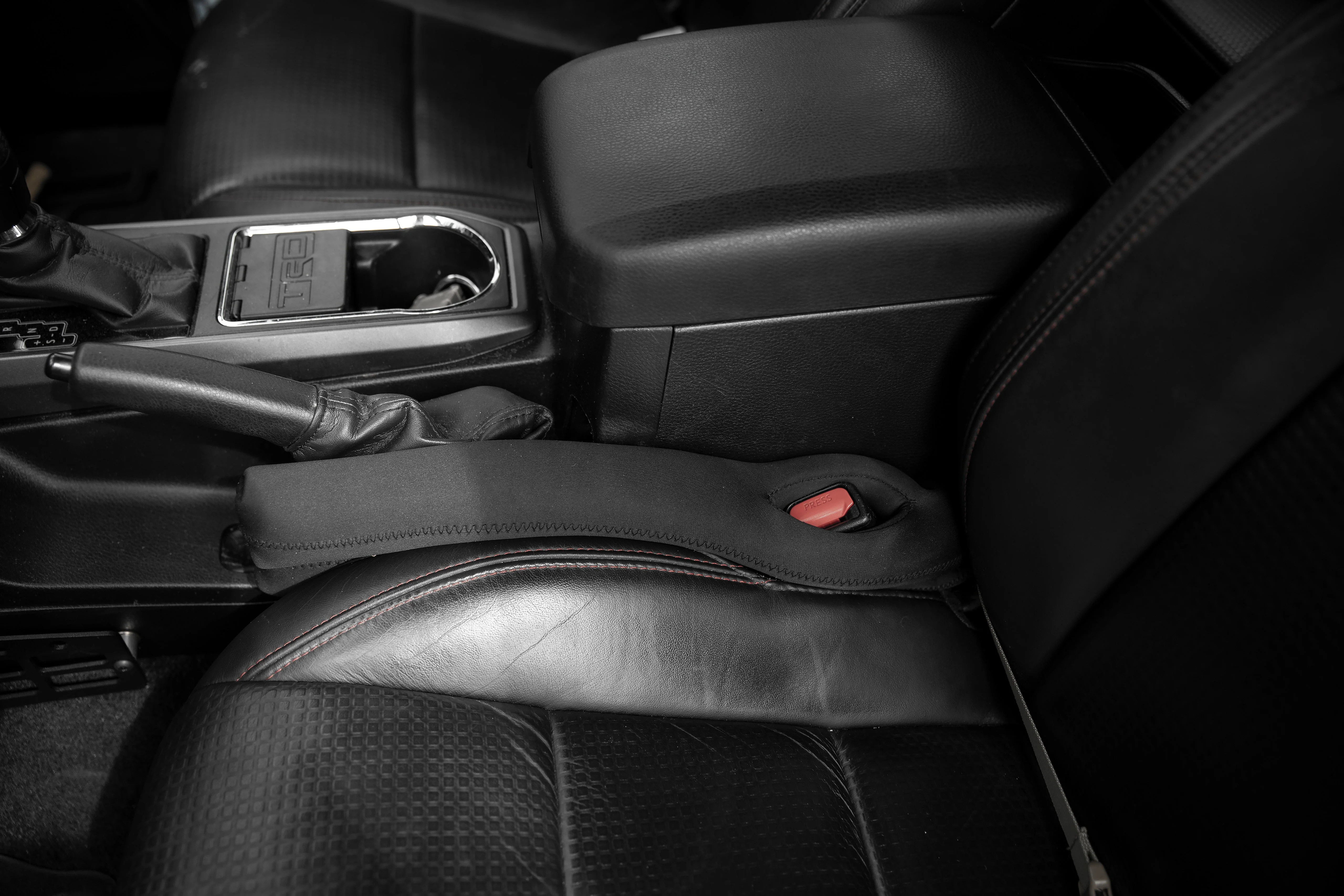 Seat Gap Filler For Tundra - Image 7