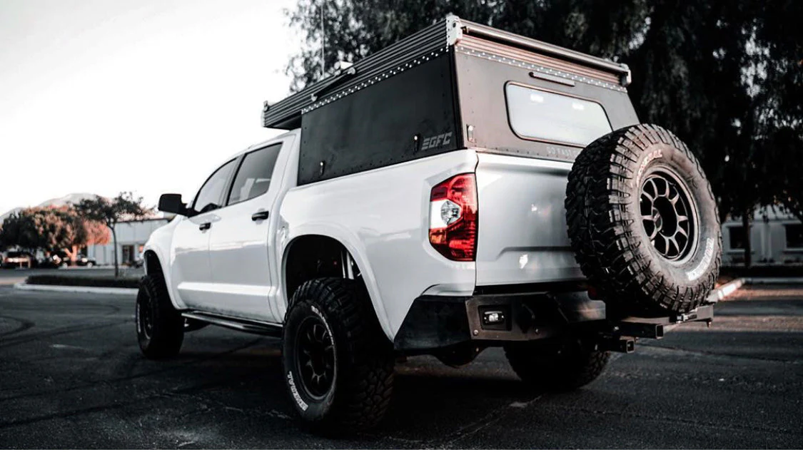 RIG'd UltraSwing® Mega-Fit Spare Tire Hitch Mount - Image 23