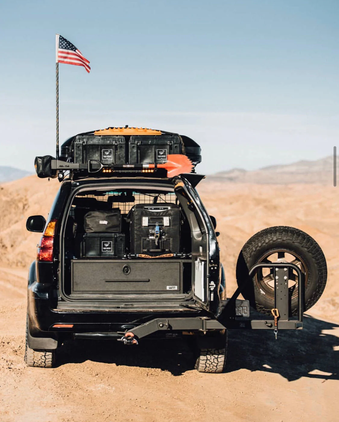 RIG'd UltraSwing™ Multi-Fit Spare Tire Hitch Mount - Image 12