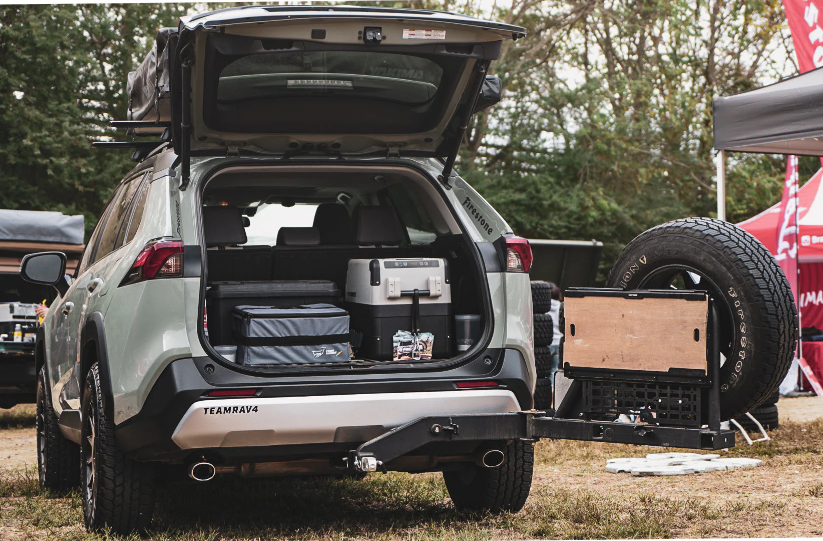 RIG'd UltraSwing™ Multi-Fit Spare Tire Hitch Mount - Image 31