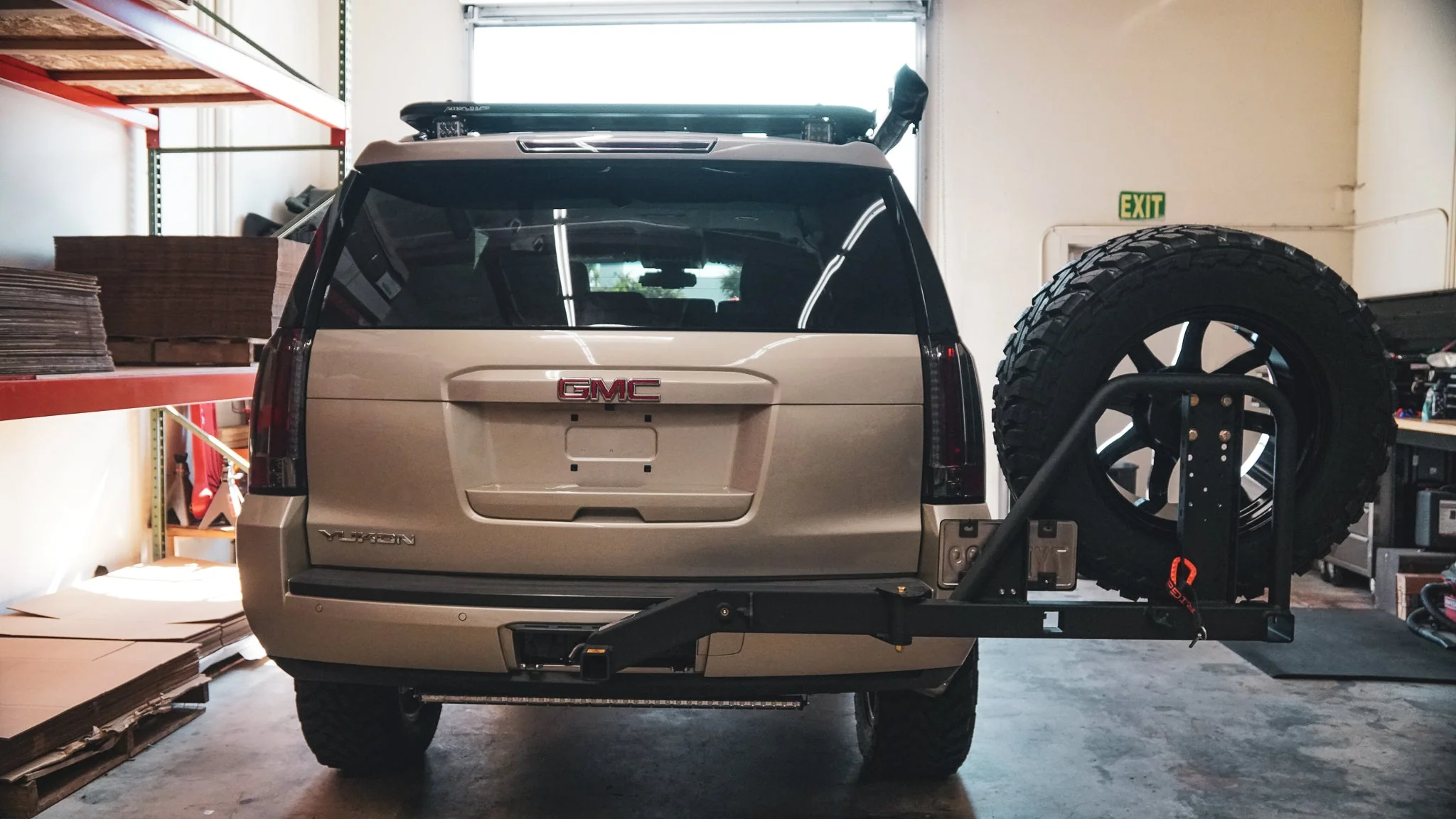 RIG'd UltraSwing™ Multi-Fit Spare Tire Hitch Mount - Image 32