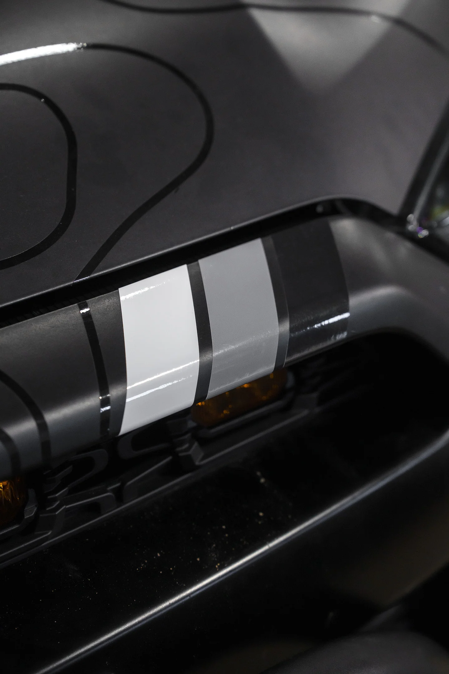 Vinyl Garage Universal Accent Stripes - Image 12