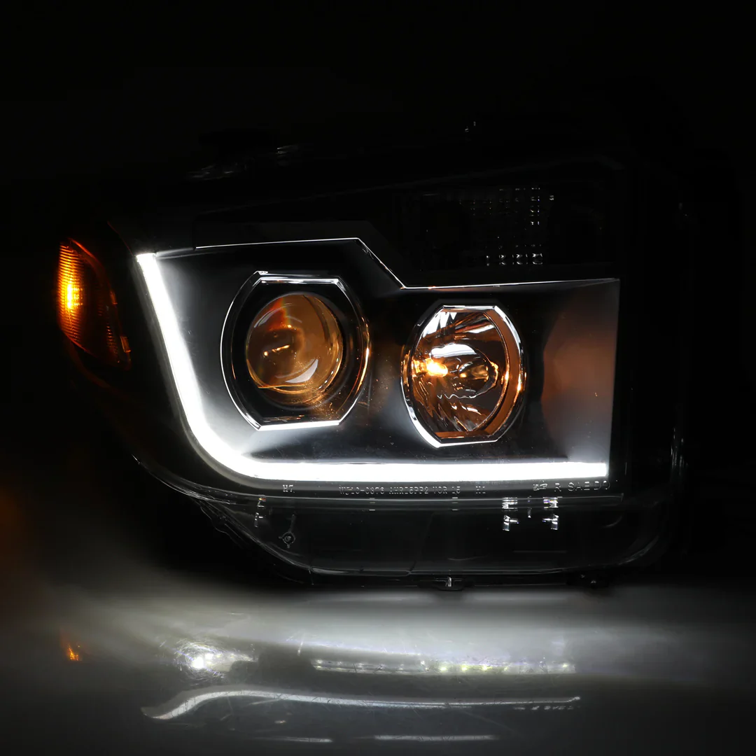 Winjet Headlight Black/Clear For Tundra (2014-2017) - Image 3